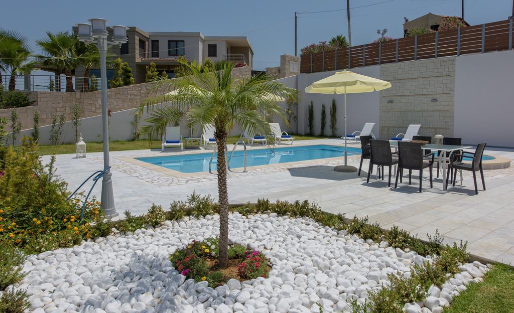 Koukos Villas Stalós Rum bild