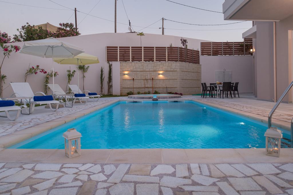 Koukos Villas Stalós Rum bild